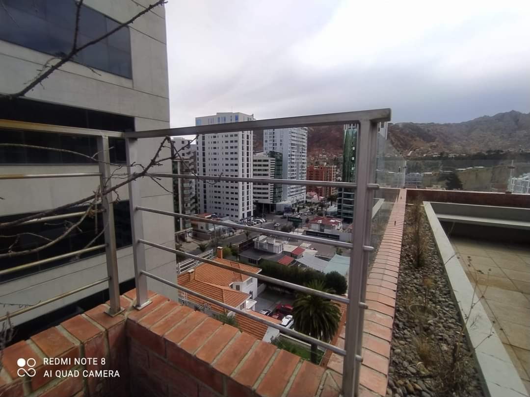 Departamento en AlquilerCALACOTO C.11 4 dormitorios 5 baños 2 parqueos Foto 7