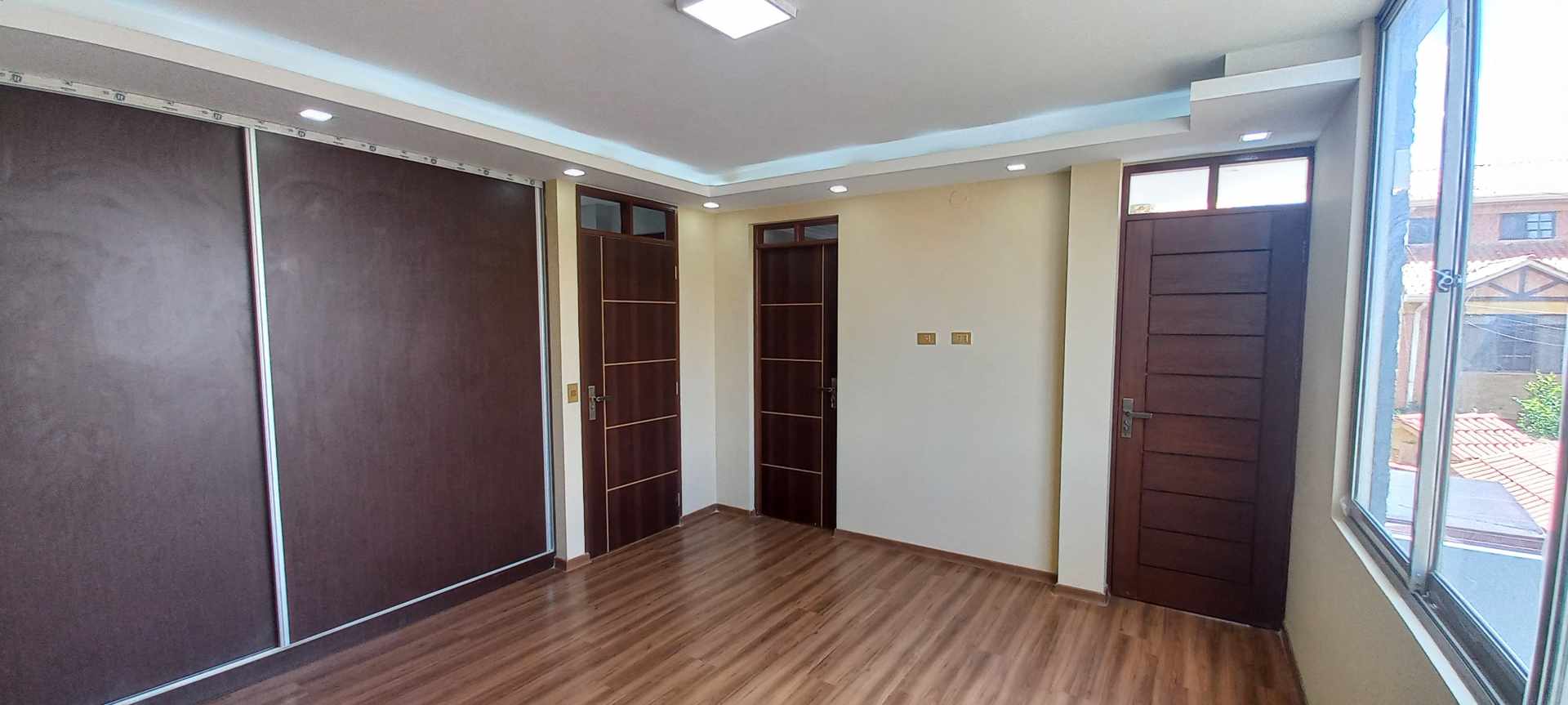 Casa en VentaInmediaciones Campo Ferial y Country Club, OTB Exaltación, en pasaje cerrado, Urbanización La Rinconada, Zona Alalay Foto 34