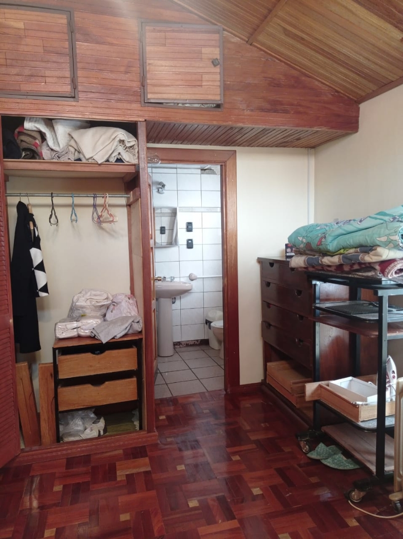 Casa en Calacoto en La Paz 3 dormitorios 2 baños 1 parqueos Foto 6