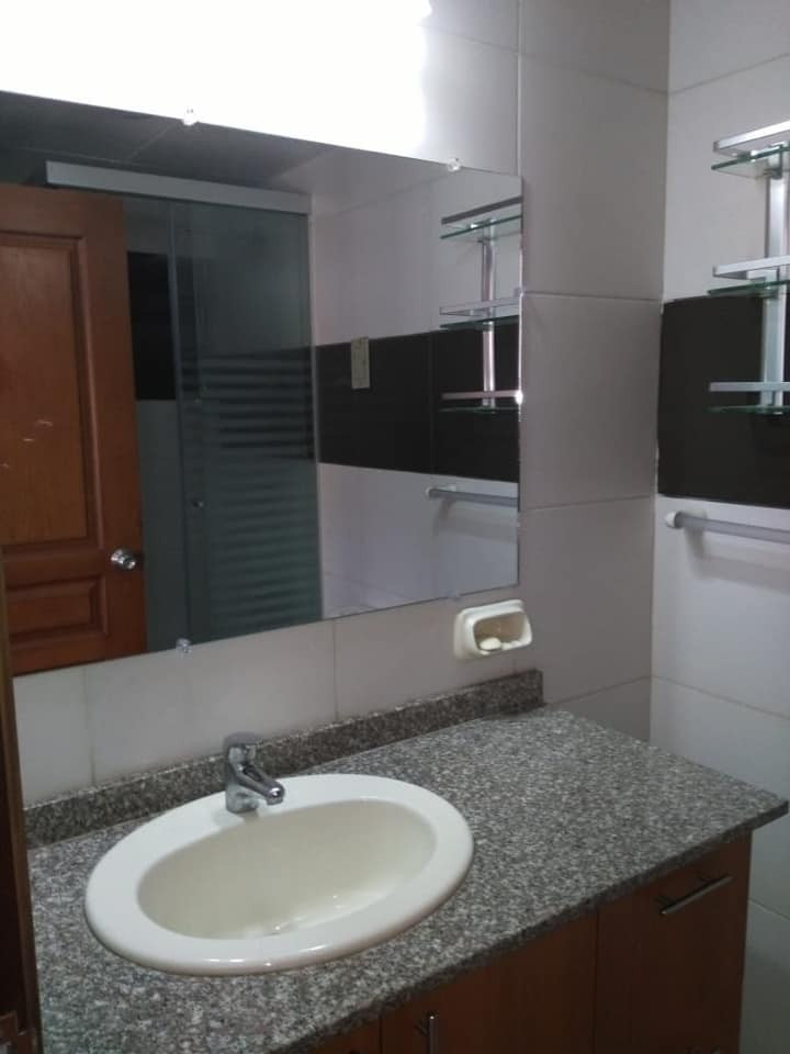 Departamento en Venta Av. Argentina esq Díaz Romero...piso 7. Edificio Torre Vicenta, Zona Miraflores 1 dormitorios 1 baños  Foto 15