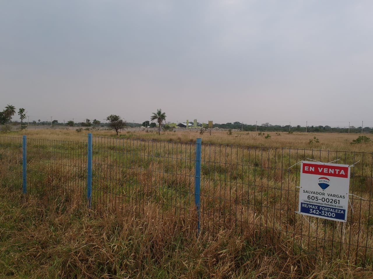 Terreno  G77 Avenida Altura Aeropuerto Foto 3