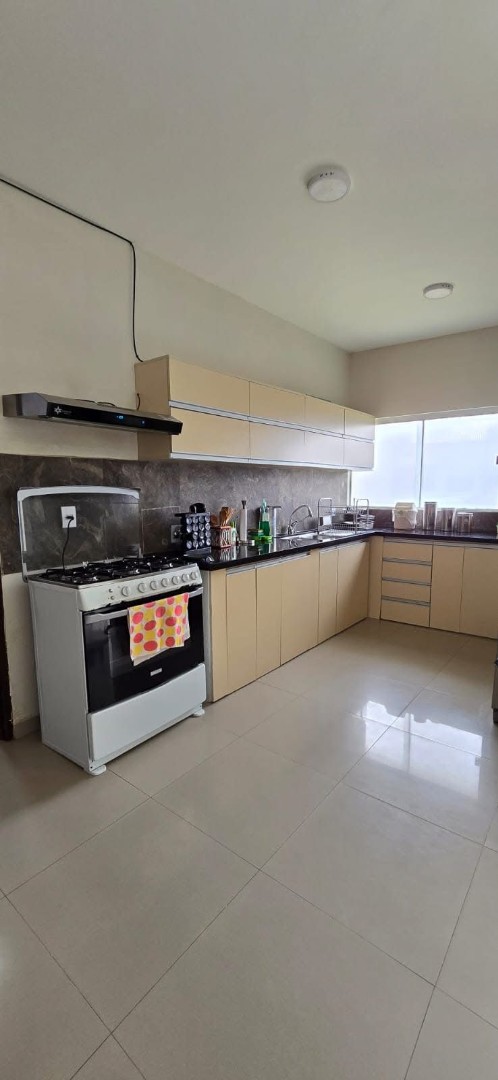 Casa en VentaAV. BANZER Y KM 8.5 JUNTO AL COLEGIO CAMBRIDGE CONDOMINIO VALLE NORTE Foto 6