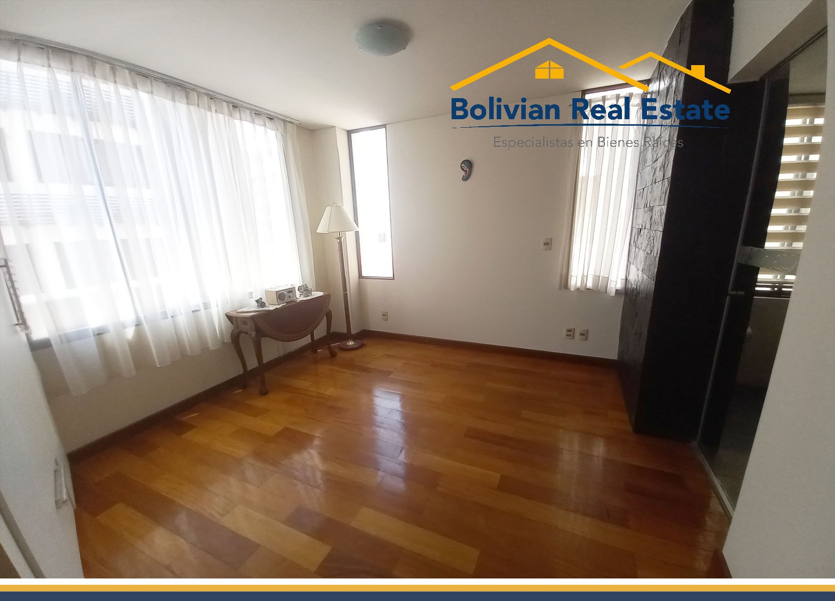 Departamento en VentaCALACOTO AV. FUERZA NAVAL, DEPARTAMENTO EN VENTA  3 dormitorios 4 baños 2 parqueos Foto 7