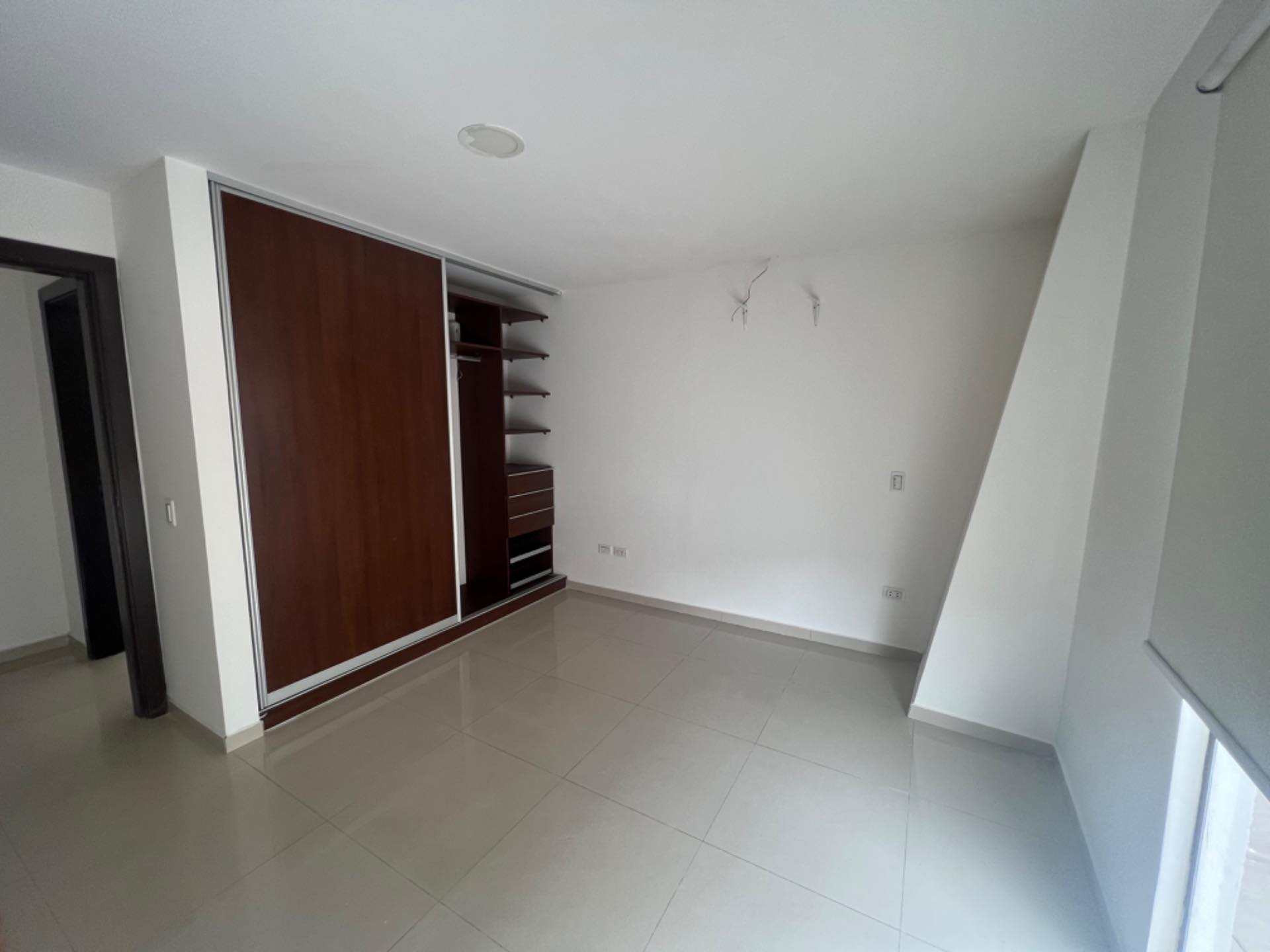 Departamento en Centro en Santa Cruz de la Sierra 3 dormitorios 3 baños 2 parqueos Foto 9