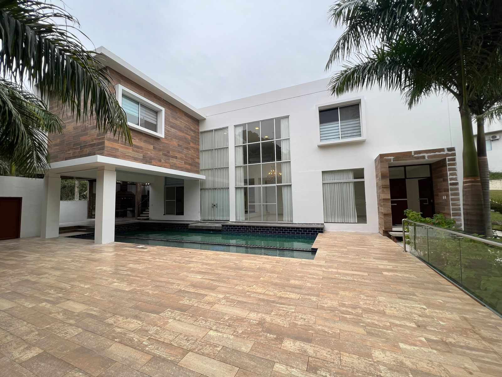 En Venta a $us 570,000 Foto 1