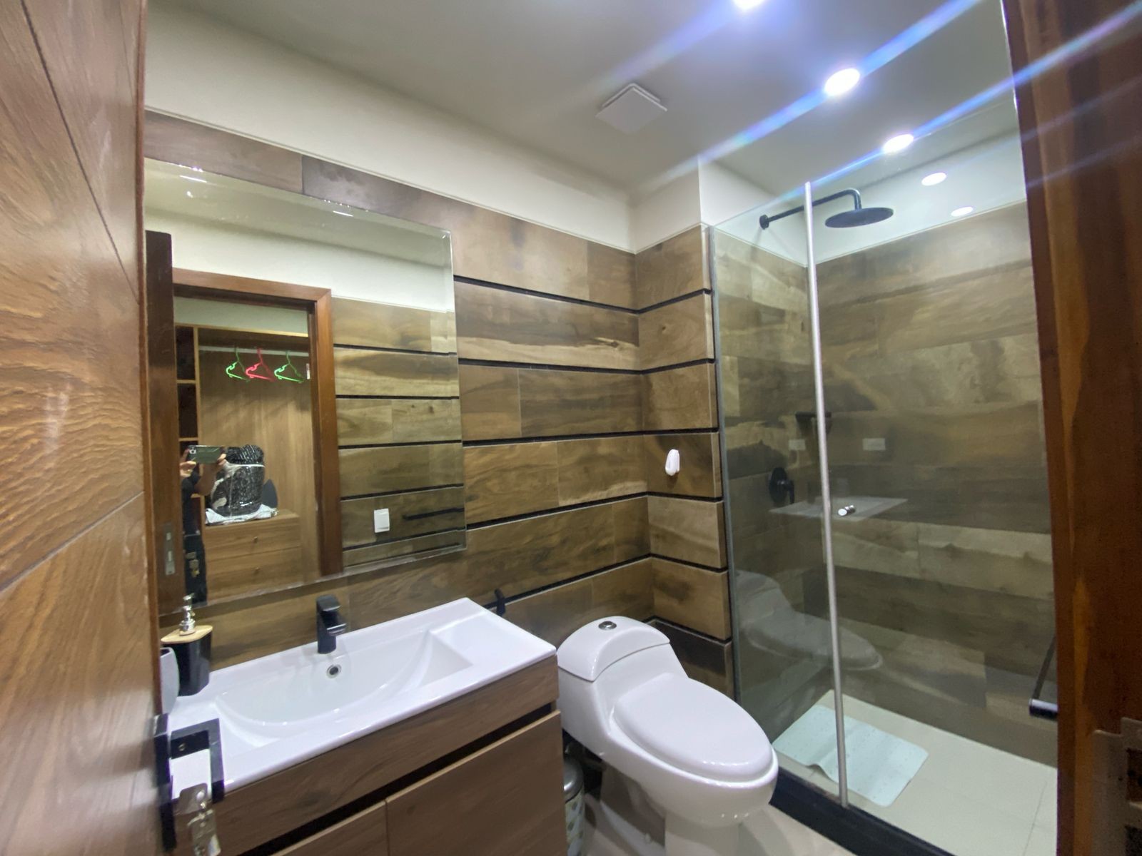 Departamento EQUIPETROL - EDIFICIO SKY LUXURY Foto 7