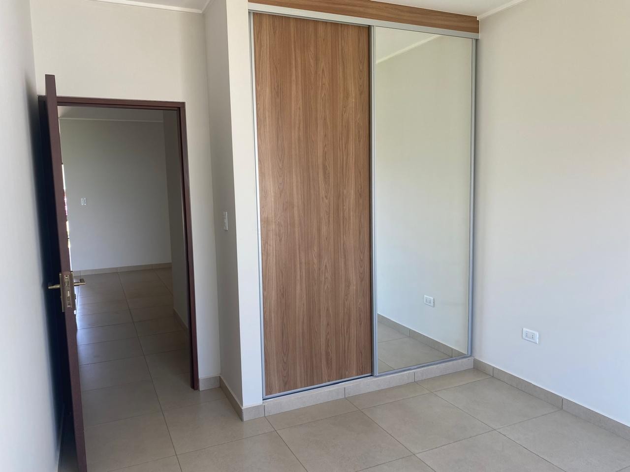 En Venta a $us 85,000 Foto 5
