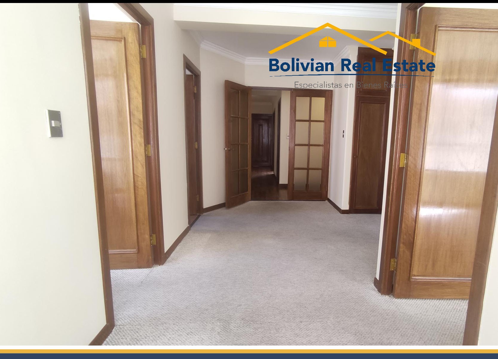 Departamento en VentaCALACOTO A PASOS DE LA AV. BALLIVIAN CALLE 24 EN VENTA BONITO DEPARTAMENTO 3 dormitorios 3 baños 1 parqueos Foto 7