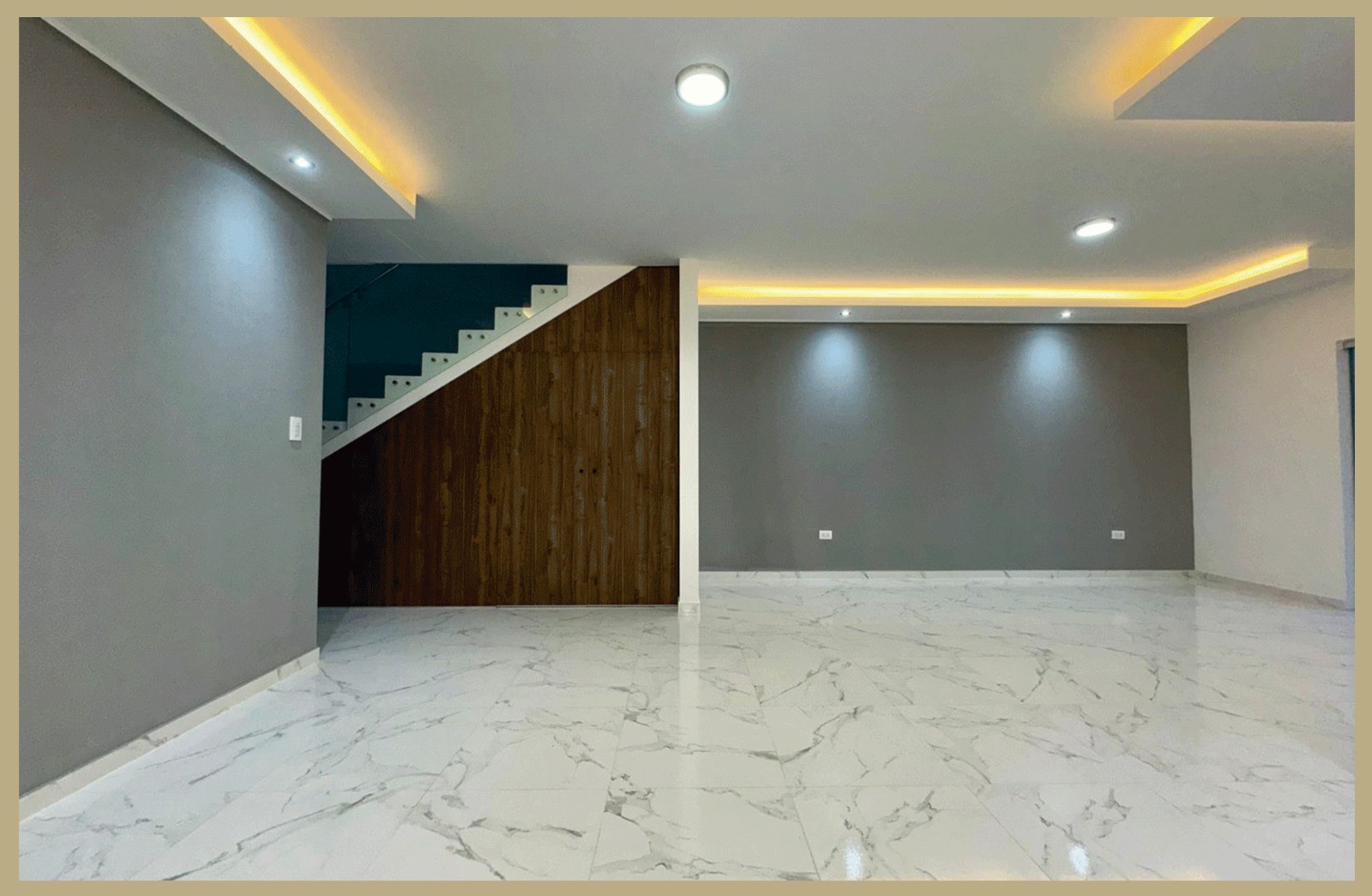 Casa en VentaZona Norte, 7mo anillo 3 dormitorios 3 baños 2 parqueos Foto 3