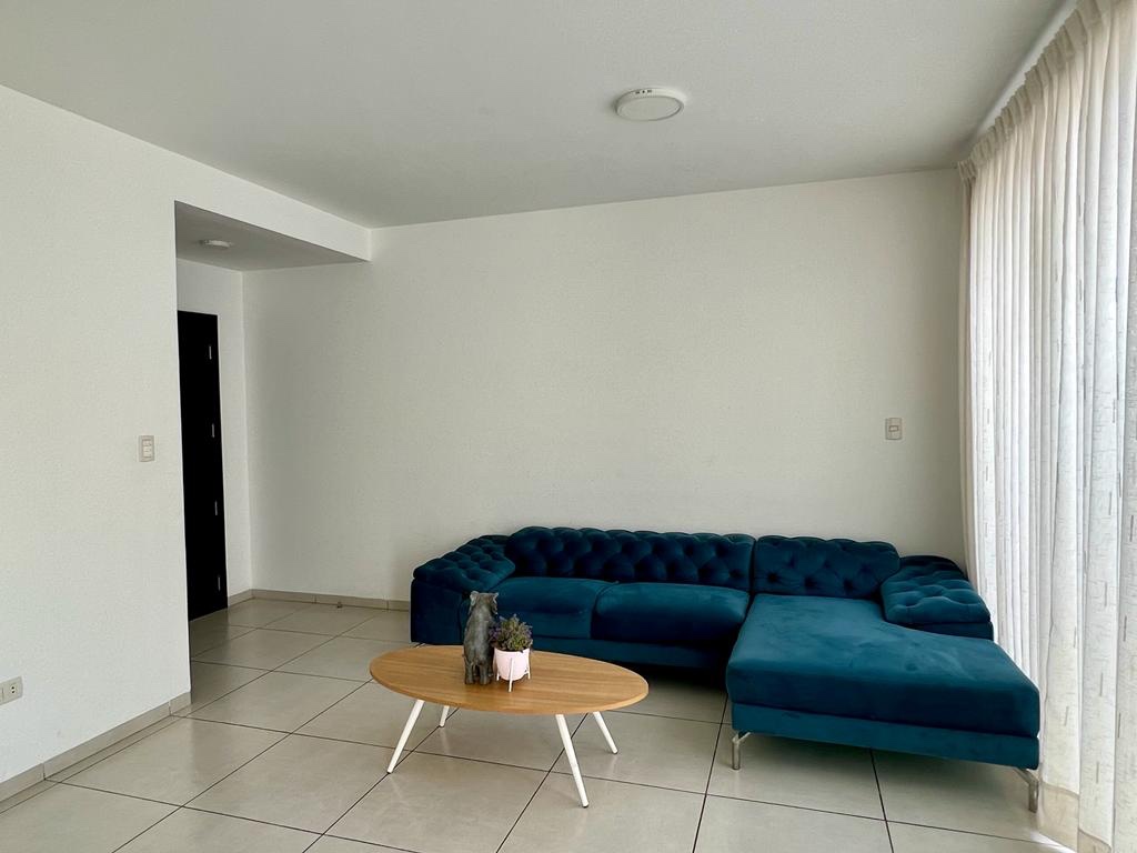 Casa en VentaCond. Villa Candelaria, Radial 27 y 5to anillo 3 dormitorios 4 baños 2 parqueos Foto 3