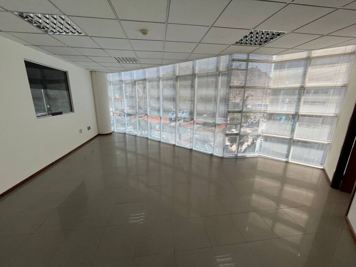 En Alquiler a $us 3,000 Foto 12