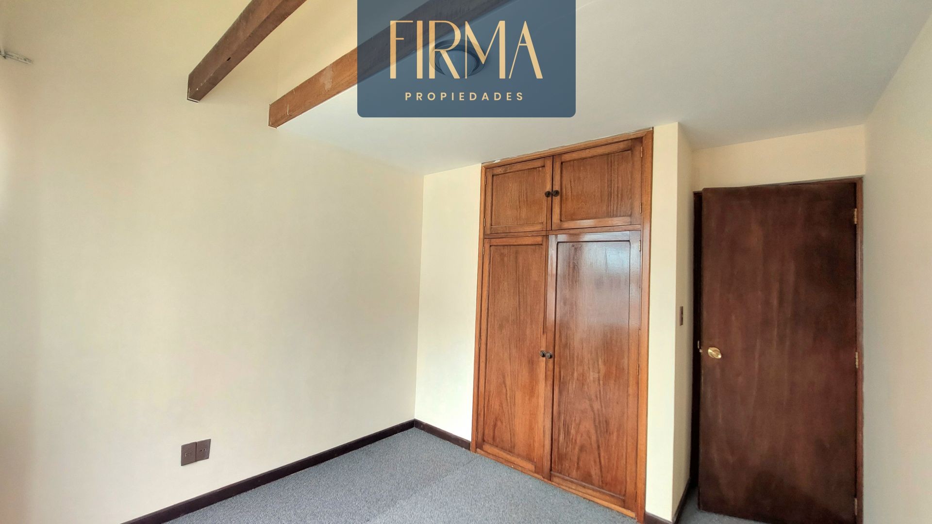 Departamento en Los Pinos en La Paz 3 dormitorios 2 baños 1 parqueos Foto 6