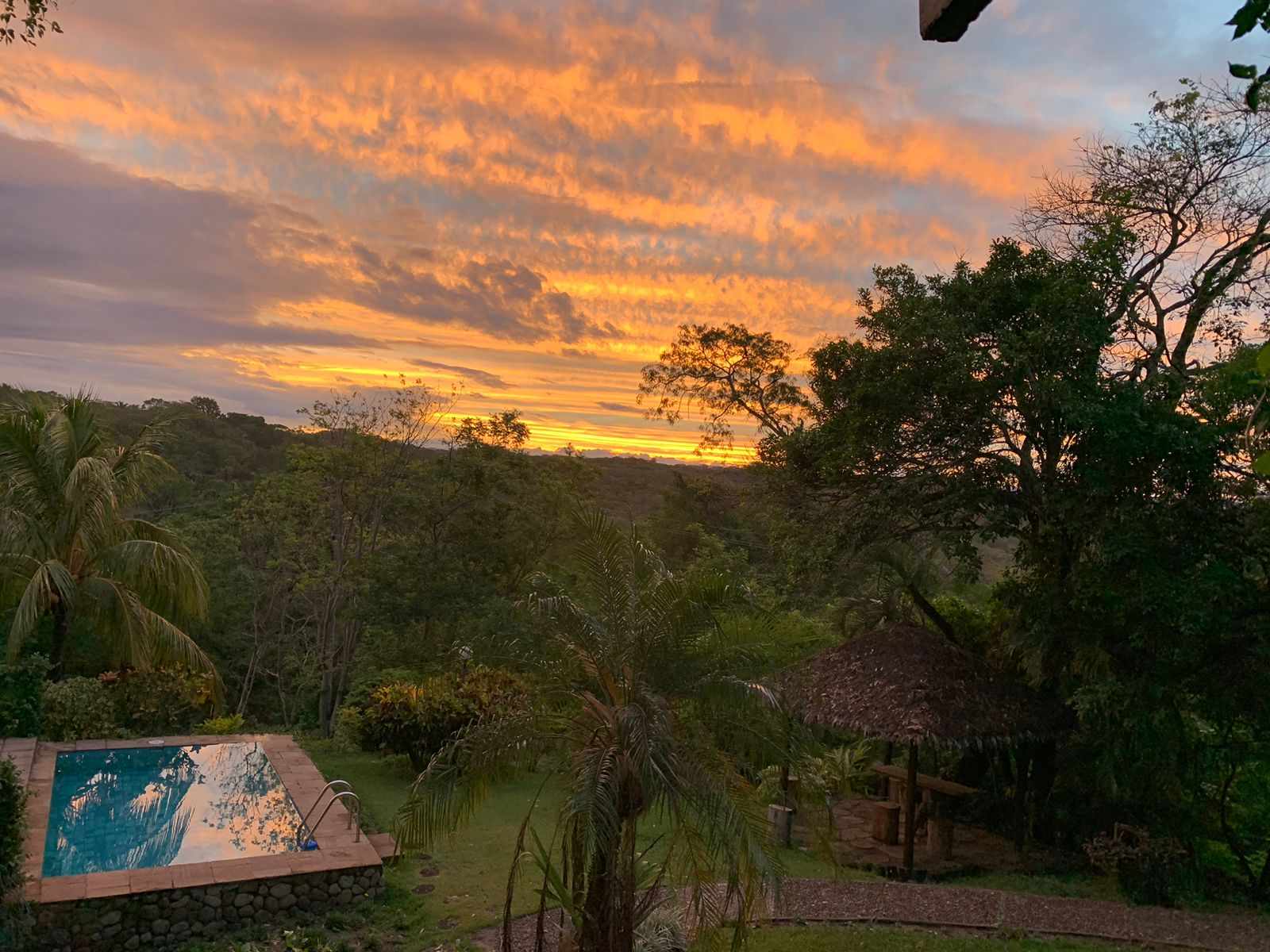 Casa en VentaQUINTA ECOLOGICA EN VENTA ZONA LA GUARDIA 2 dormitorios 3 baños 2 parqueos Foto 4