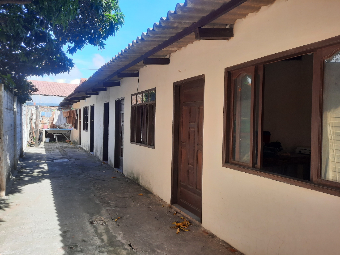 Casa en Entre 3er y 4to anillo Este en Santa Cruz de la Sierra 3 dormitorios 1 baños  Foto 3