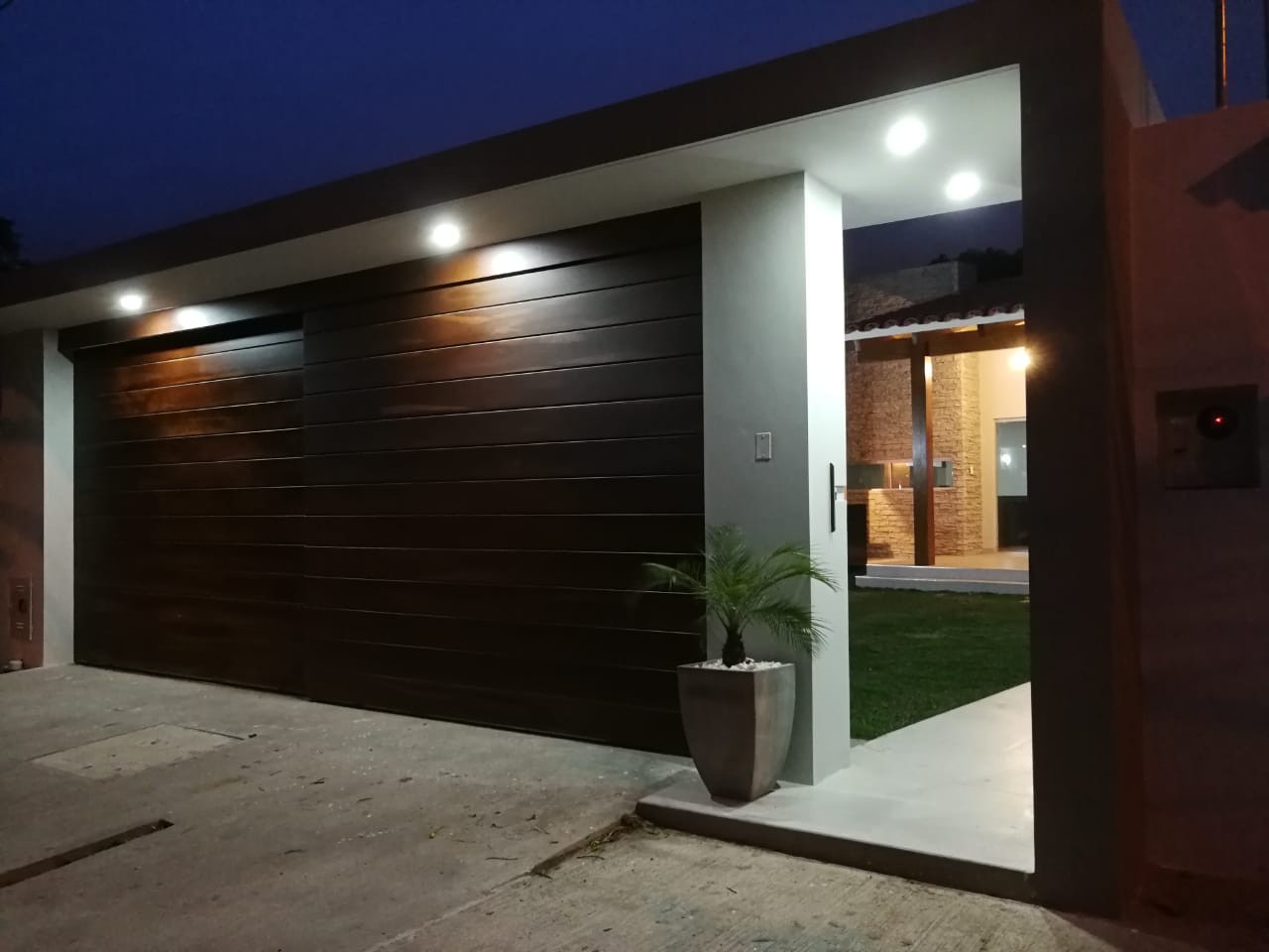 Casa Zona Norte, Beni 5to Anillo  Foto 2