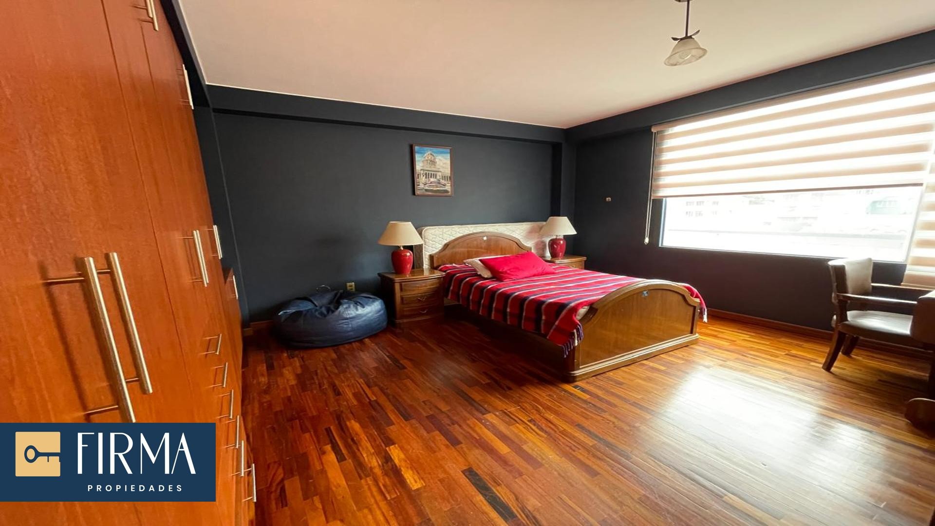 Departamento en Irpavi en La Paz 3 dormitorios 4 baños 1 parqueos Foto 9