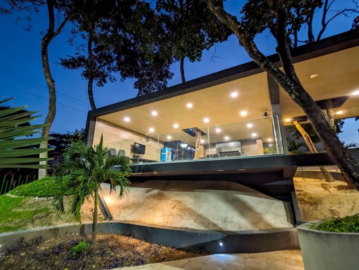 Casa en AlquilerBosques de la
Colina, km8 norte Foto 3