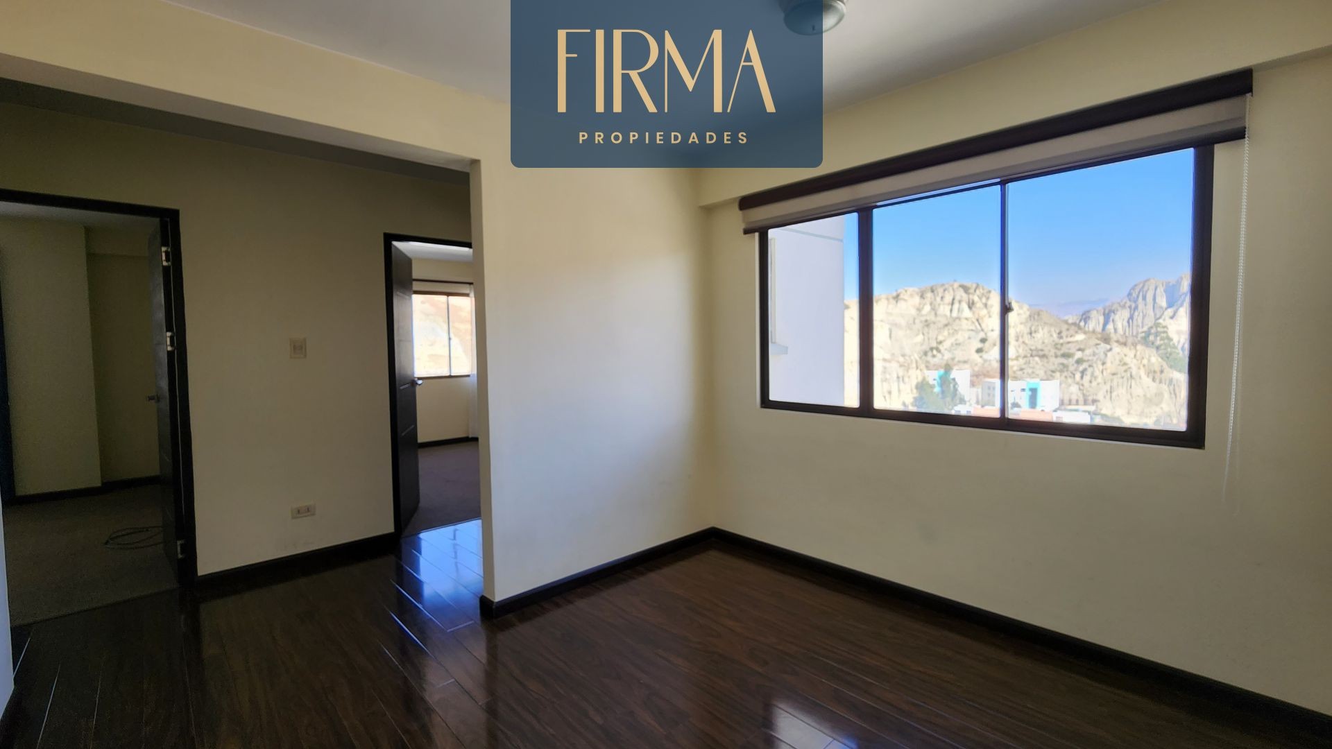 Departamento en Achumani en La Paz 3 dormitorios 4 baños 1 parqueos Foto 16