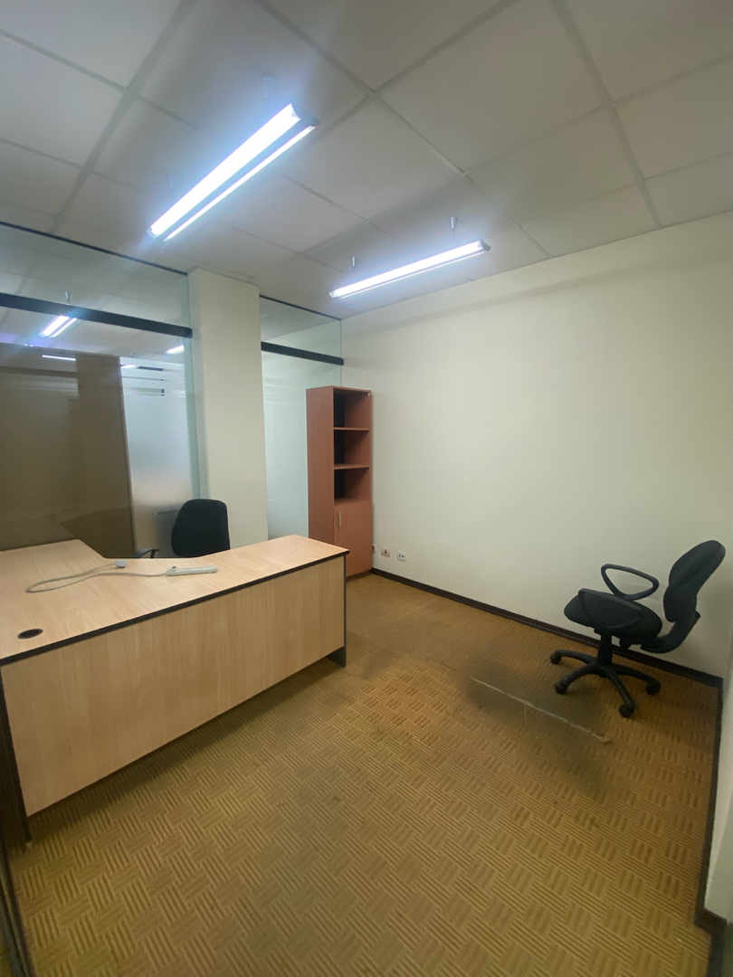 Oficina en AlquilerOficina en Alquiler con o sin muebles, Edificio Corporativo 
Calacoto  Foto 6