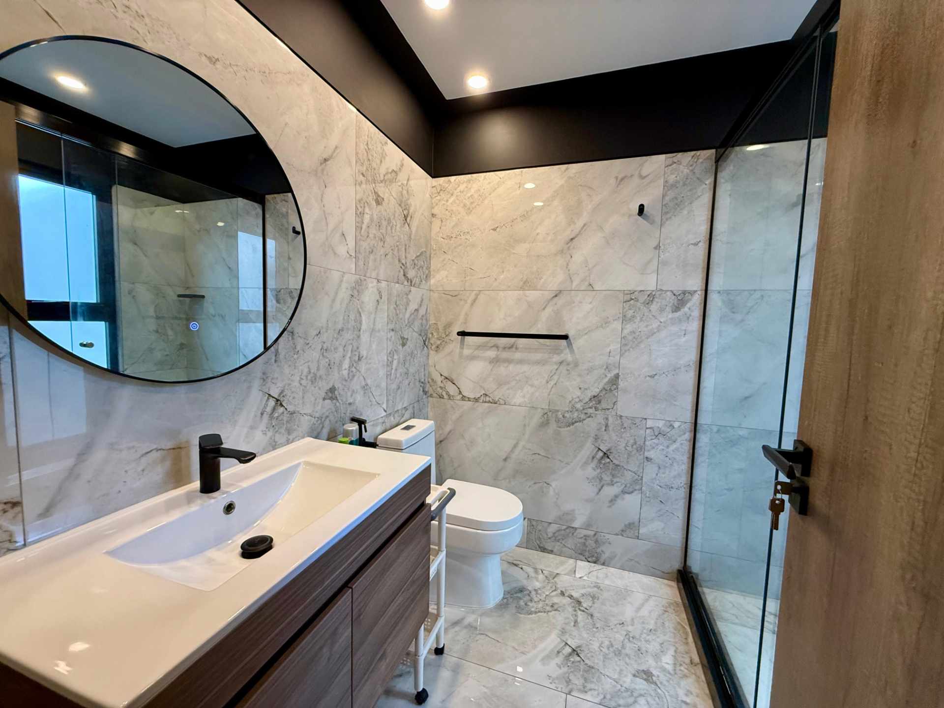 Departamento en VentaEquipetrol Edif. Sky Elite, calle 9 Oeste Foto 3