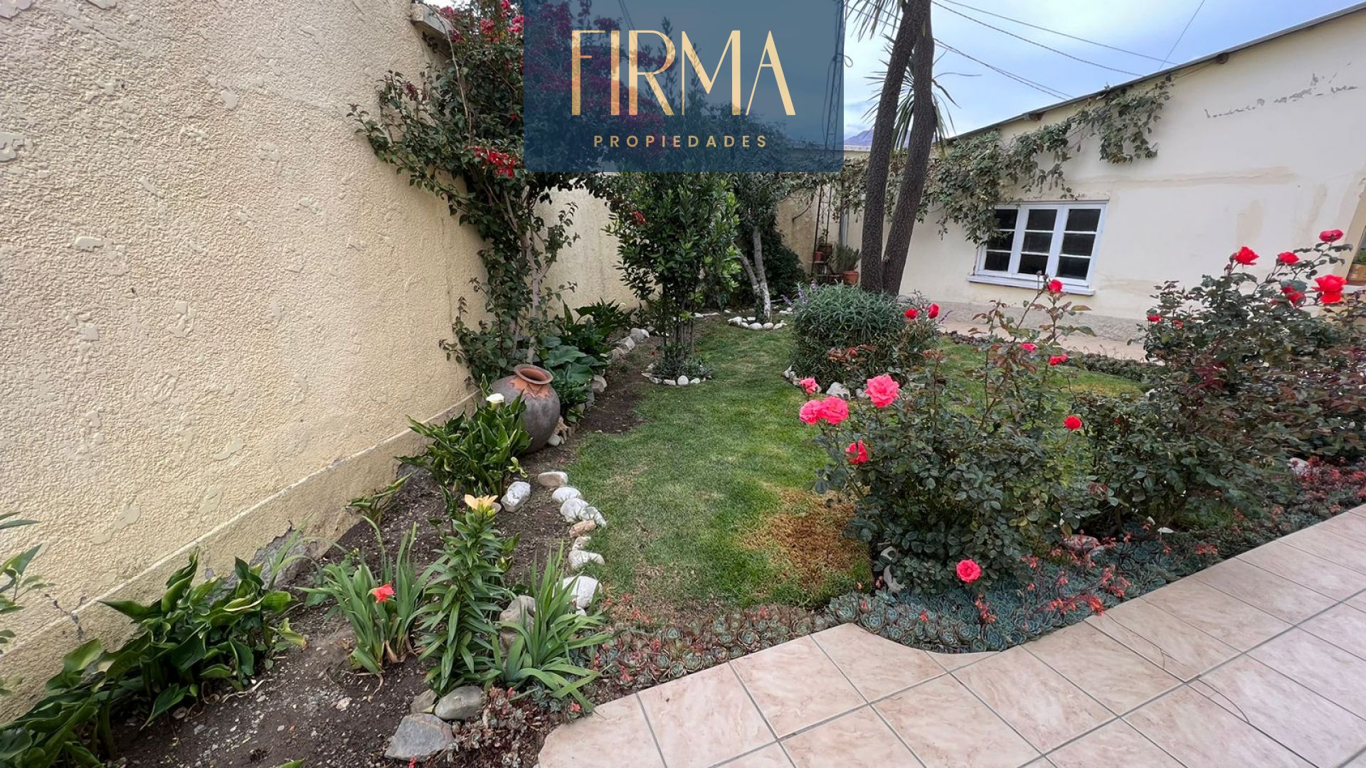 Casa en VentaCOMPRA ESTA CASA EN ALTO IRPAVI 4 dormitorios 6 baños 2 parqueos Foto 3