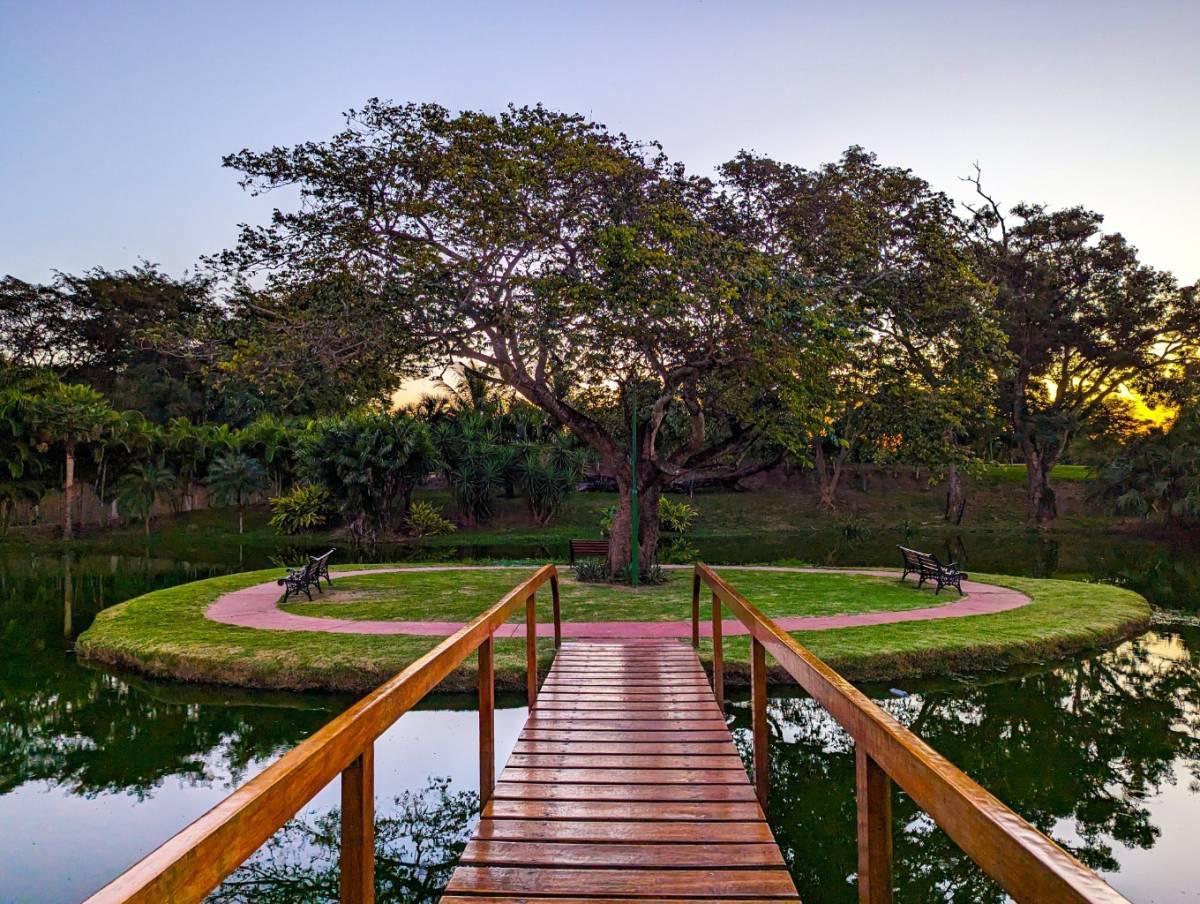 Casa en AlquilerBosques de la
Colina, km8 norte Foto 2