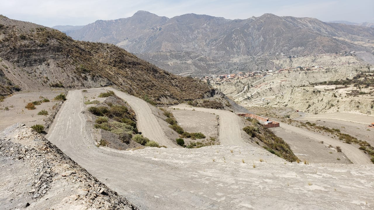 Terreno en Venta📍🛰Villa Verde Jupapina
🔵-A 5 Minutos de ANANTA (Proyecto Baisa) 
🔵-A 5 Minutos del Surtidor de Jupapina
🔵- 7 minutos de Zoológico Mallasa    Foto 5