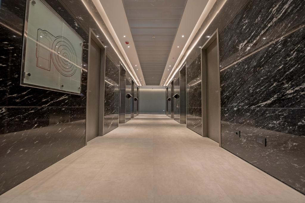 Oficina PLAZA EMPRESARIAL MANZANA 40 OFICINA EN ALQUILER Foto 4