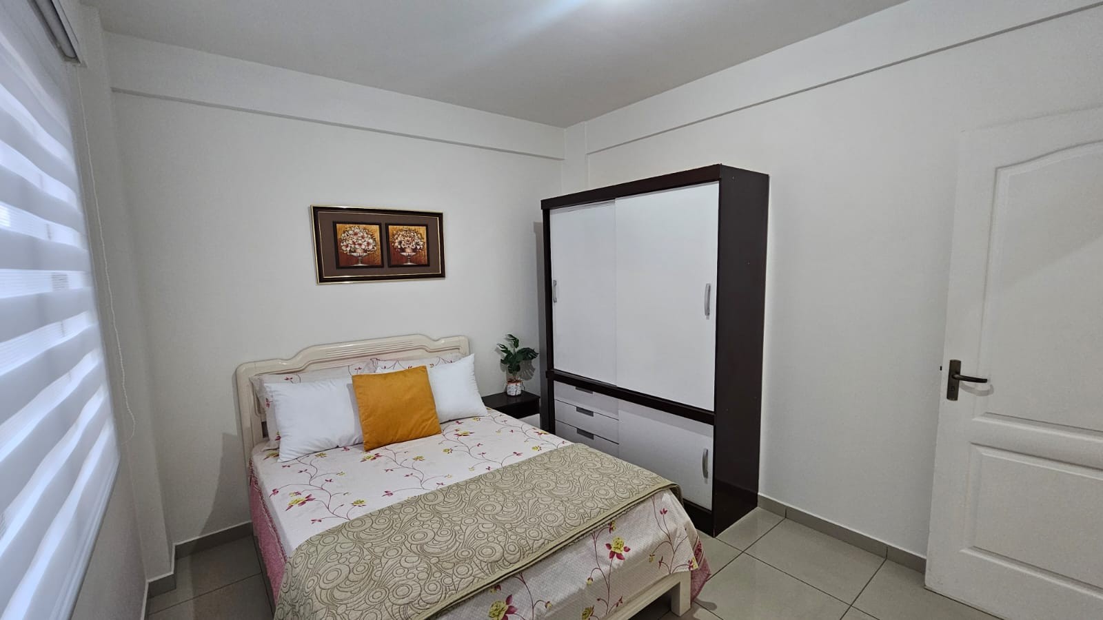 Departamento en Alquiler✨ Equipetrol - 1 dorm a media cuadra del Hotel Los Tajibos Foto 7