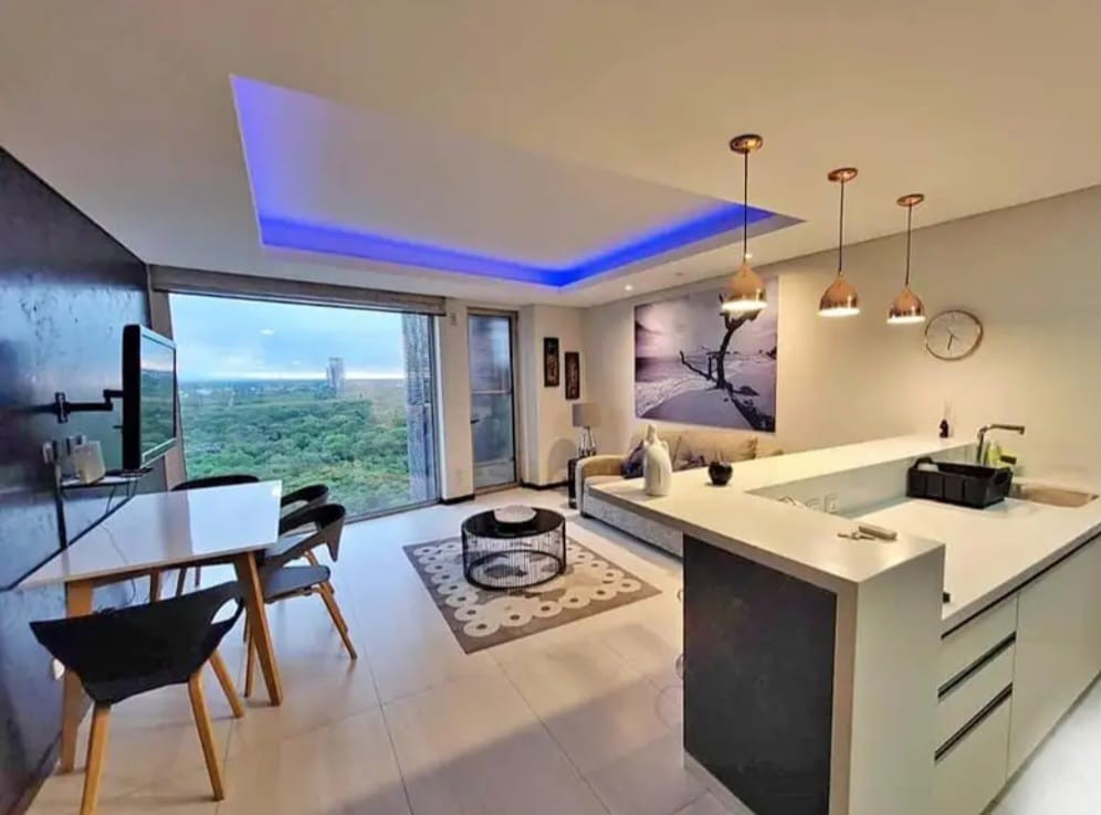 Departamento en AlquilerEquipetrol Departamento de 2 Dormitorios Amoblado en 7500Bs 2 dormitorios 2 baños 1 parqueos Foto 2