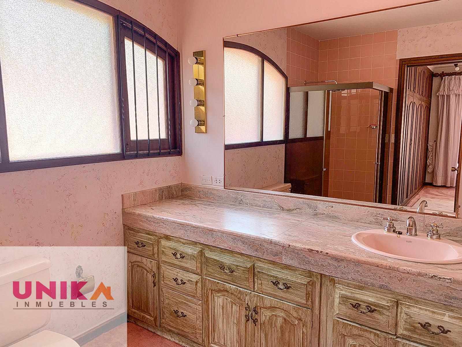 En Alquiler a $us 2,000 Foto 12