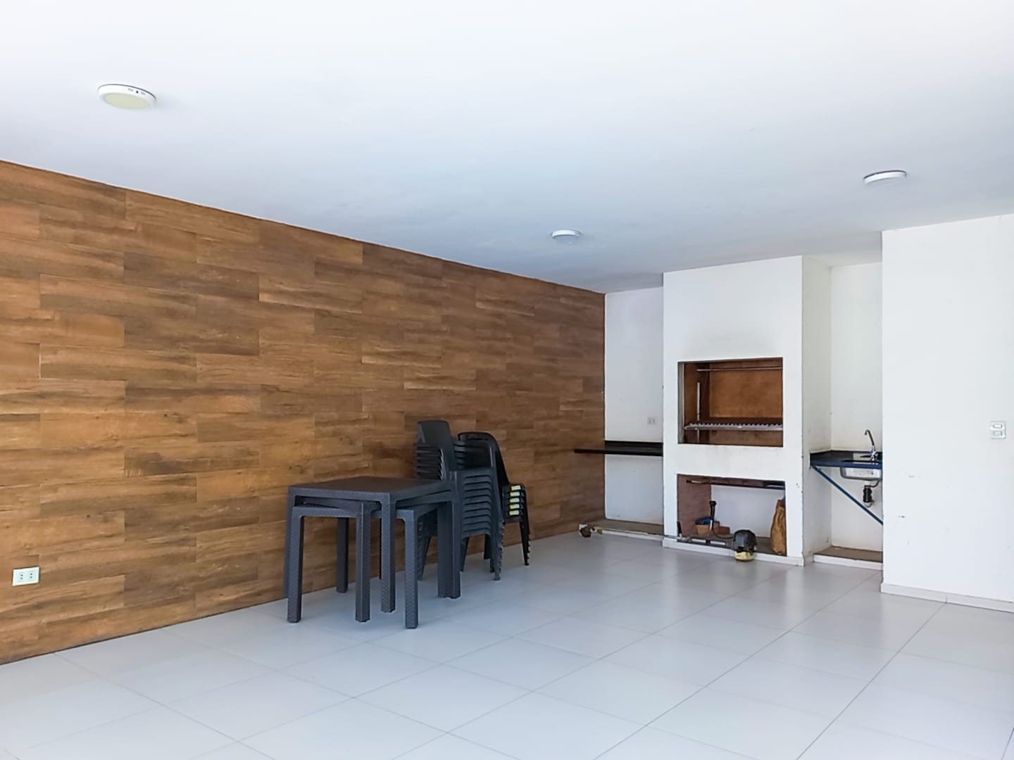 En Alquiler a $us 450 Foto 16