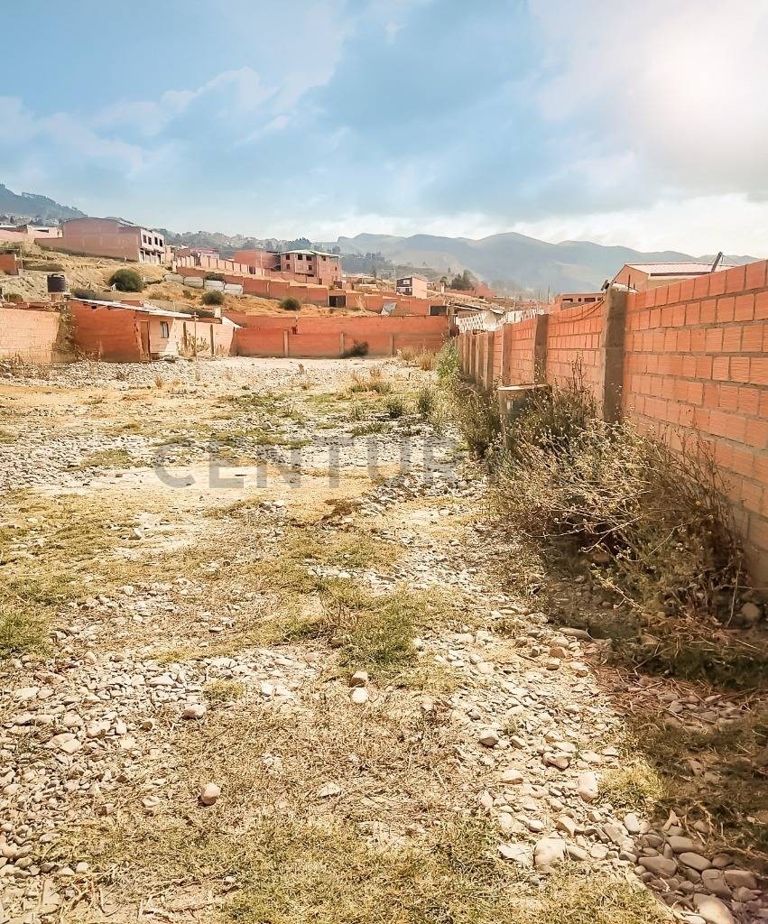 Terreno en Irpavi en La Paz    Foto 2