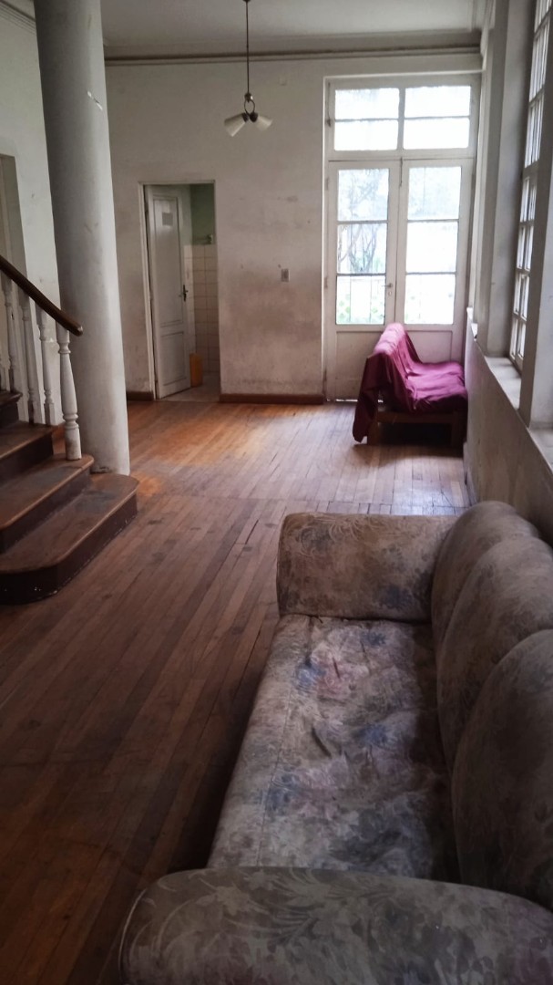 Casa en Noroeste en Cochabamba 4 dormitorios 3 baños 6 parqueos Foto 4