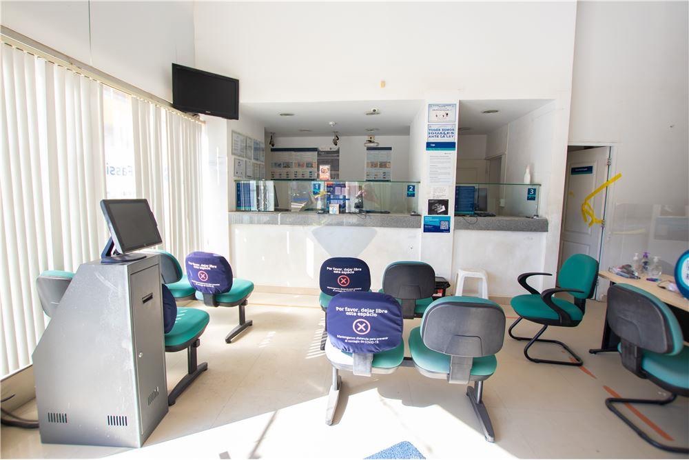 En Alquiler a $us 2,500 Foto 9