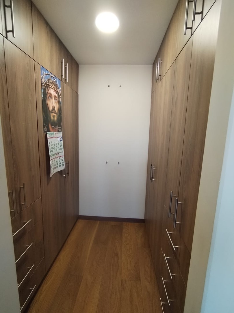 Departamento en San Jorge en La Paz 3 dormitorios 3 baños  Foto 18