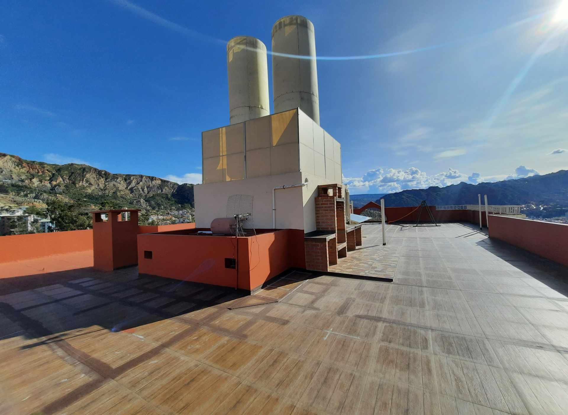 Departamento en Calacoto en La Paz 4 dormitorios 5 baños 2 parqueos Foto 15