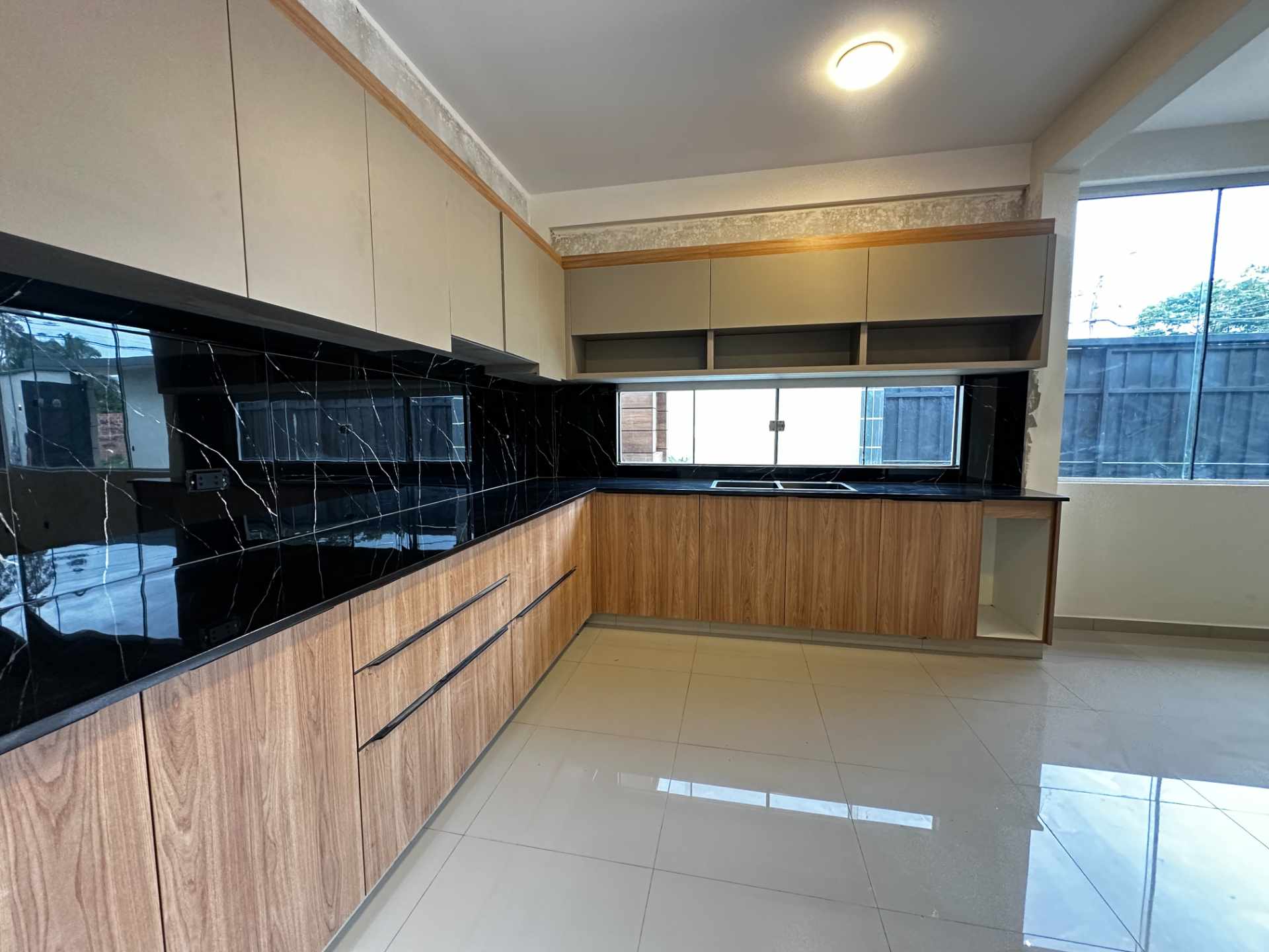 Casa en VentaAV. RADIAL 12, CERCA AL MERCADO EL FUERTE Foto 11