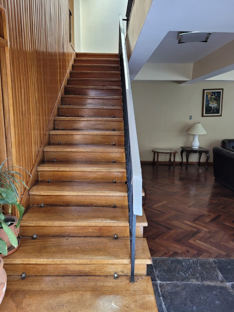 Casa en AlquilerCALACOTO -  EXCELENTE UBICACION 4 dormitorios 4 baños 5 parqueos Foto 7