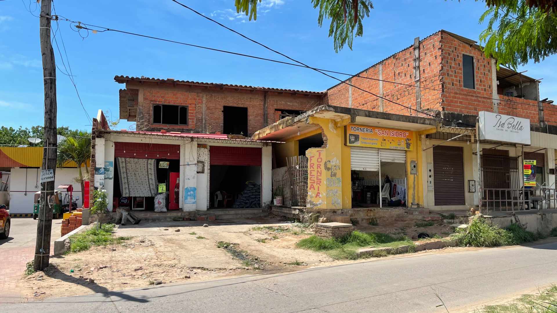 Terreno en Entre 6to y 7mo anillo Sur en Santa Cruz de la Sierra    Foto 3