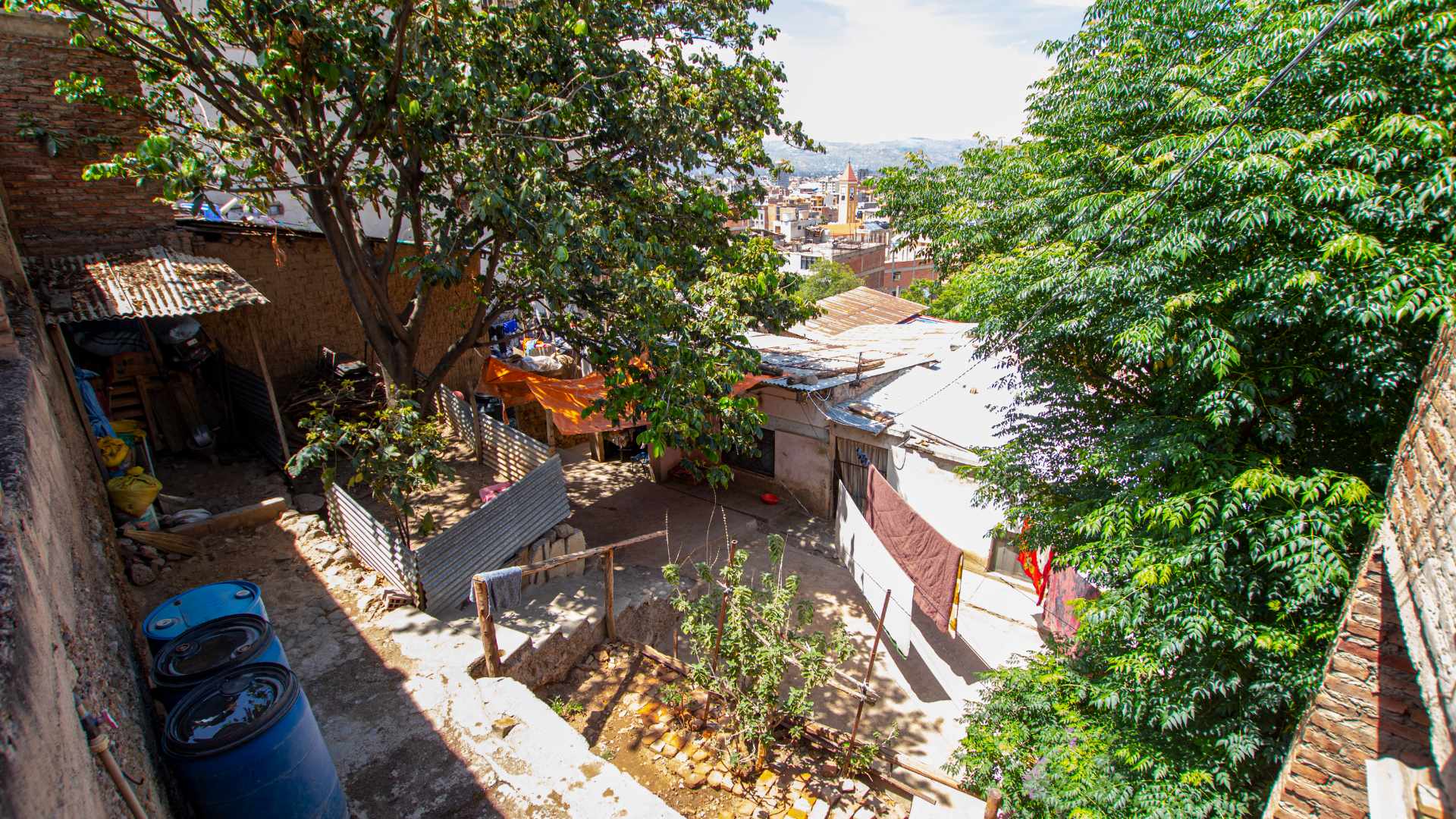 Terreno en Venta Av. Victor Paz Estensoro Foto 2