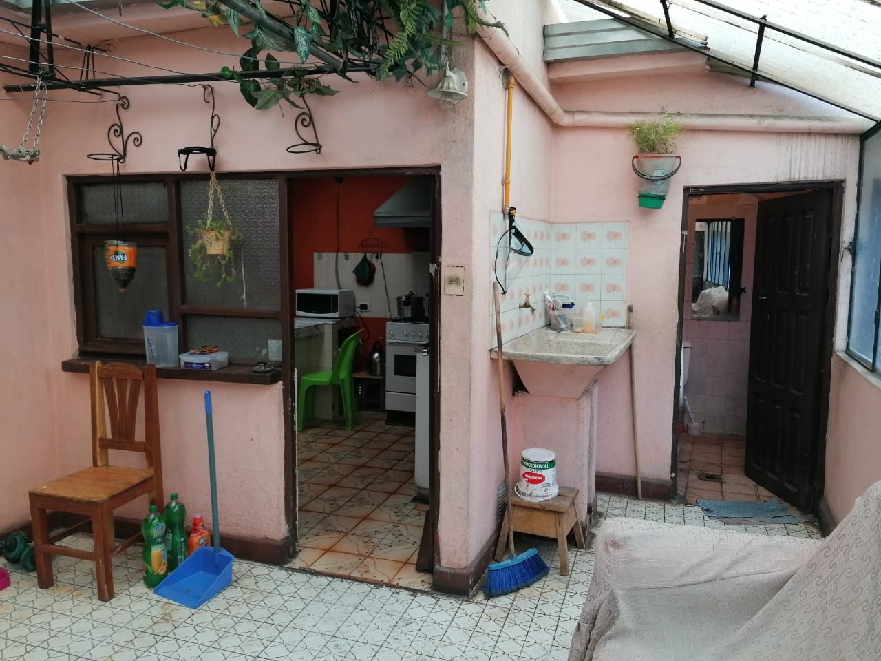Casa en Miraflores en La Paz 6 dormitorios 4 baños  Foto 18