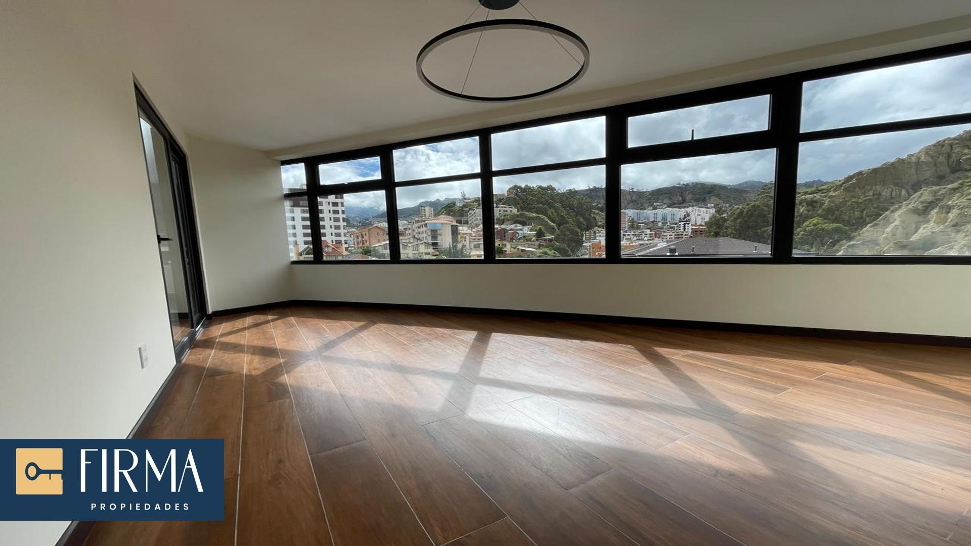 Departamento en VentaDEPARTAMENTO EN VENTA A ESTRENAR EN ACHUMANI CON TERRAZA PRIVADA 3 dormitorios 4 baños 1 parqueos Foto 4