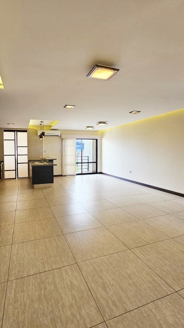 Departamento en Entre 2do y 3er anillo Oeste en Santa Cruz de la Sierra 2 dormitorios 1 baños 1 parqueos Foto 17