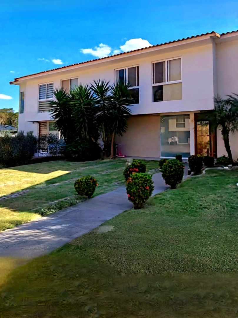 Casa en VentaZona Norte
Condominio LA RIVIERA del Remanzo
Km i½ Radial 26 3 dormitorios 3 baños 2 parqueos Foto 3