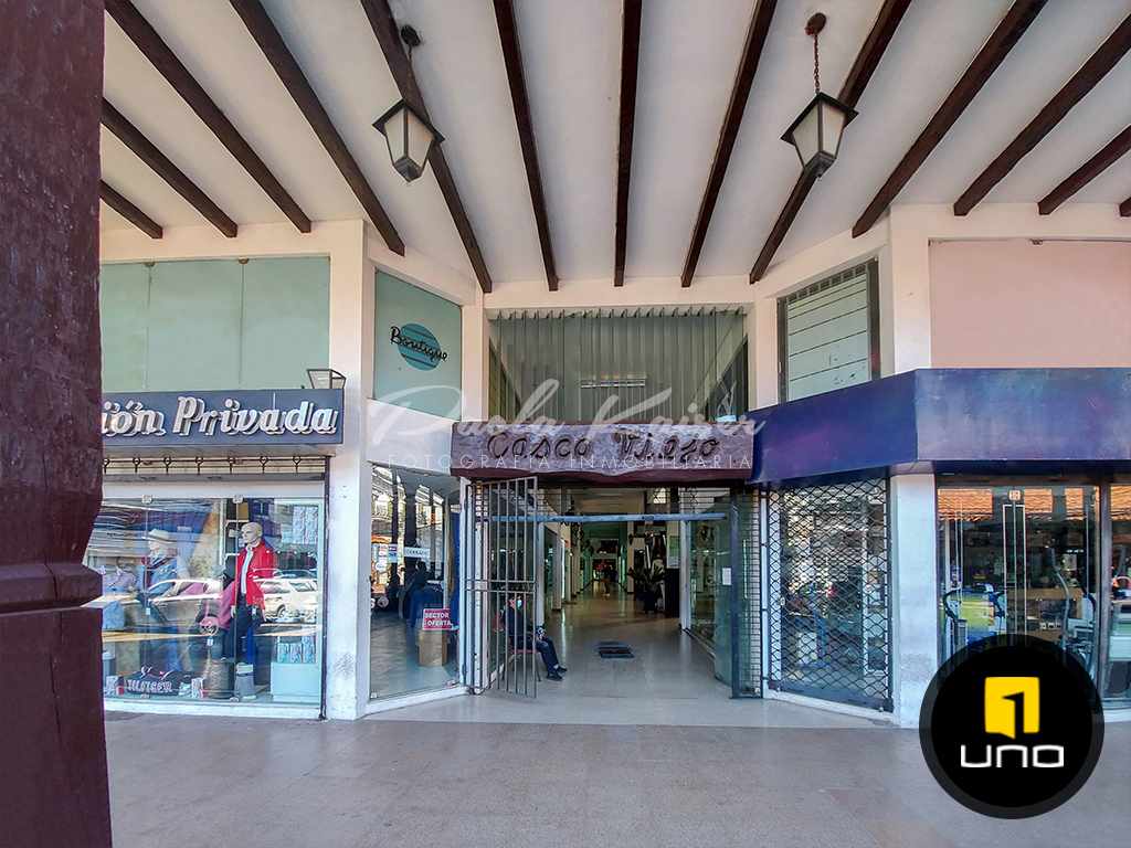 Local comercial en Centro en Santa Cruz de la Sierra  1 baños  Foto 3