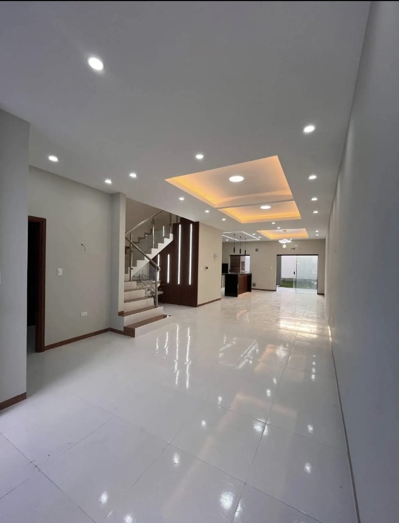 Casa ZONA NORTE, ALEMANA ENTRE 4TO Y 5TO ANILLO Foto 3