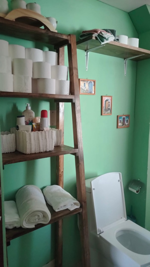 Departamento en VentaEdificio Saturno Calle Gosalves Entre 6 de Agosto y Arce  3 dormitorios 2 baños 1 parqueos Foto 6