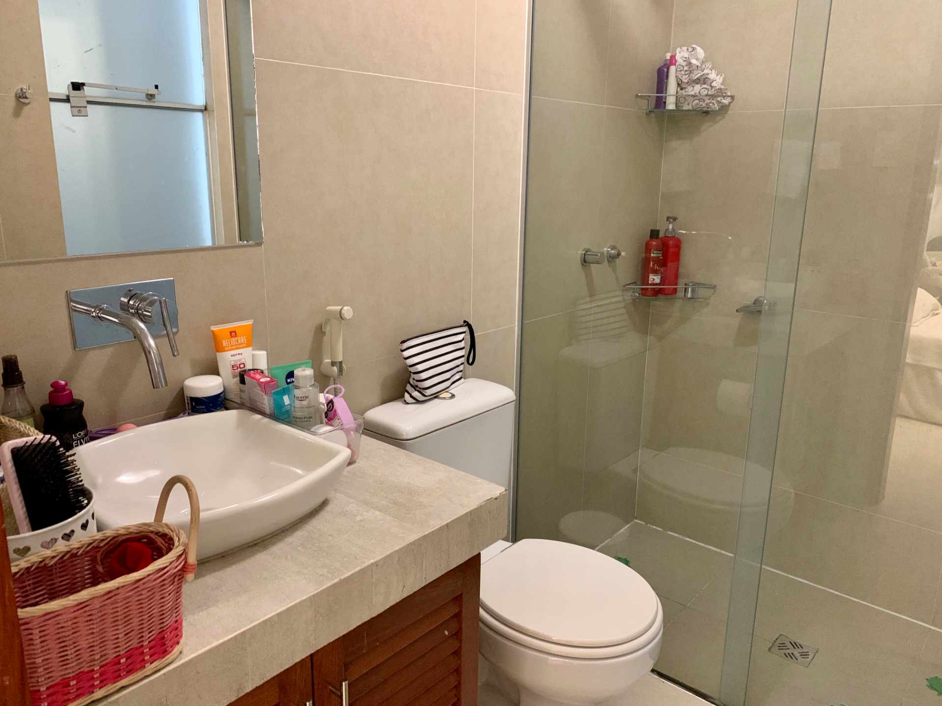 Casa en Las Palmas en Santa Cruz de la Sierra 3 dormitorios 4 baños 2 parqueos Foto 21