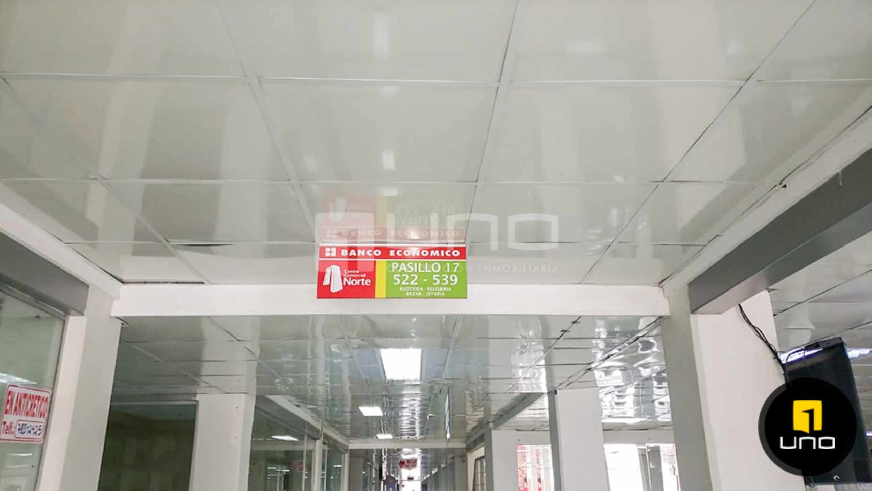 Local comercial en VentaCentro Comercial Norte CCN   1 baños  Foto 3